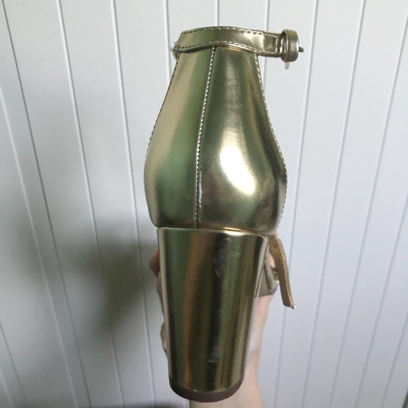 Brand New Gold High Heels - Picture 3 of 5